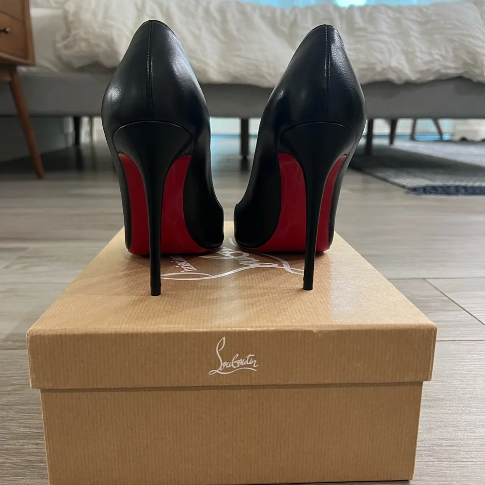 Kate Red Sole High-Heel Pumps, 100m Black, size 36 - Picture 3 of 7